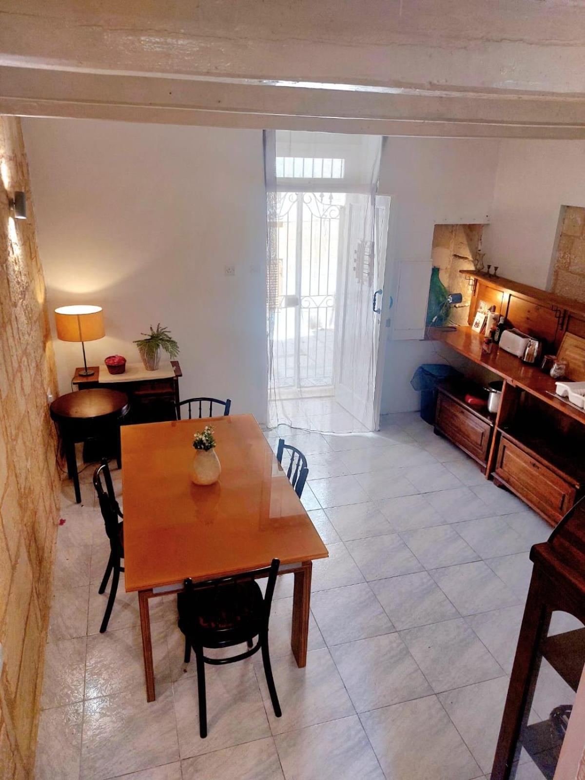Townhouse Cospicua , Villa Bagian luar foto