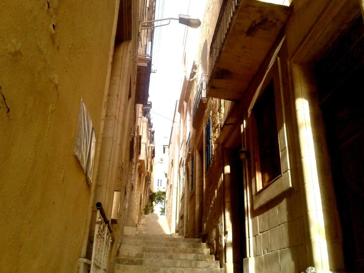Townhouse Cospicua , Villa Bagian luar foto