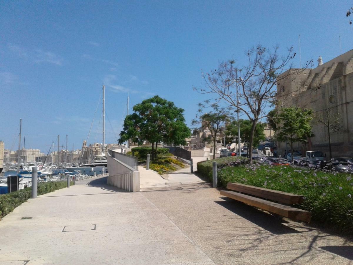 Townhouse Cospicua , Villa Bagian luar foto