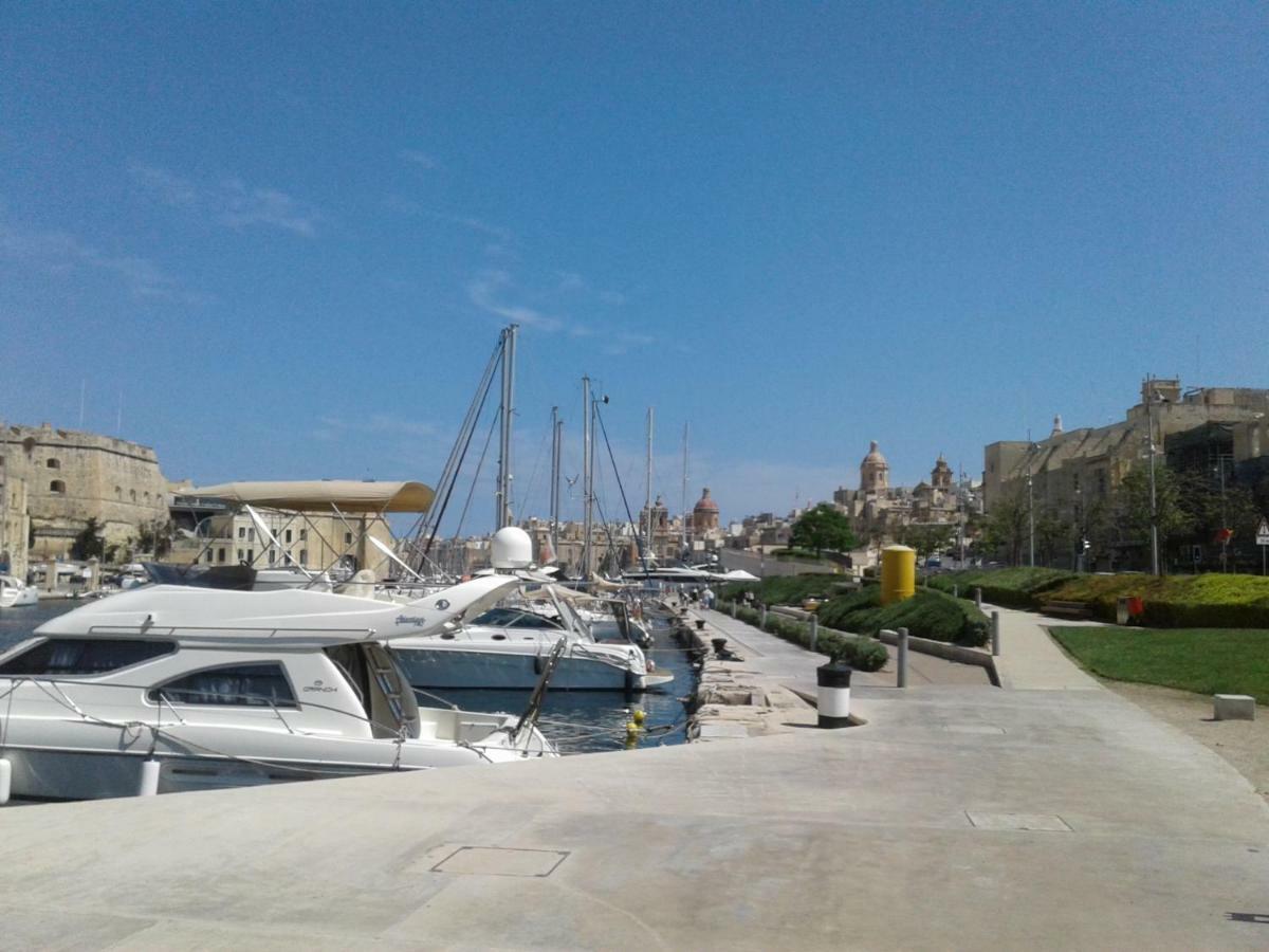 Townhouse Cospicua , Villa Bagian luar foto