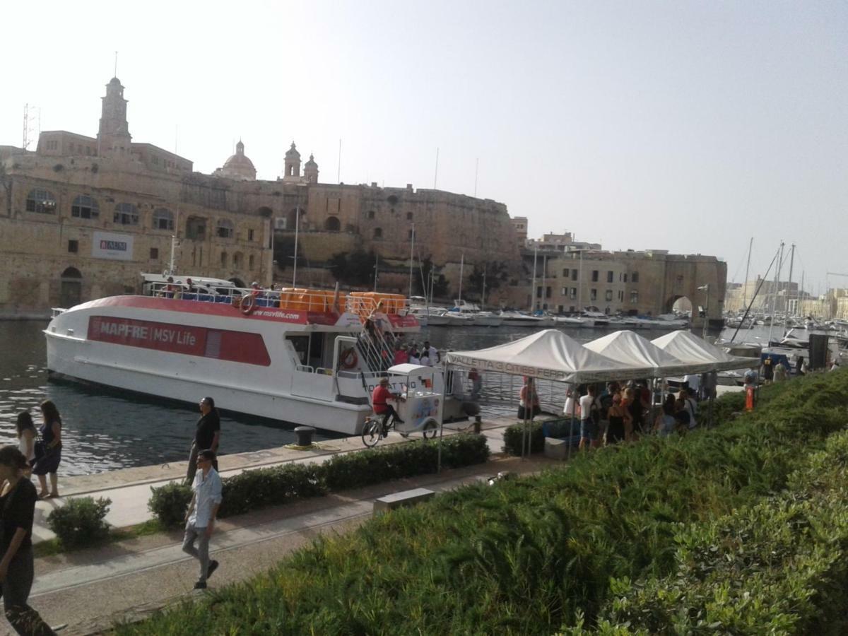Townhouse Cospicua , Villa Bagian luar foto
